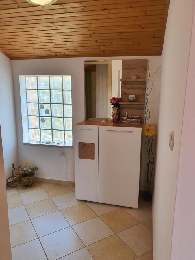 Diana Apartman Brseč Exterior foto